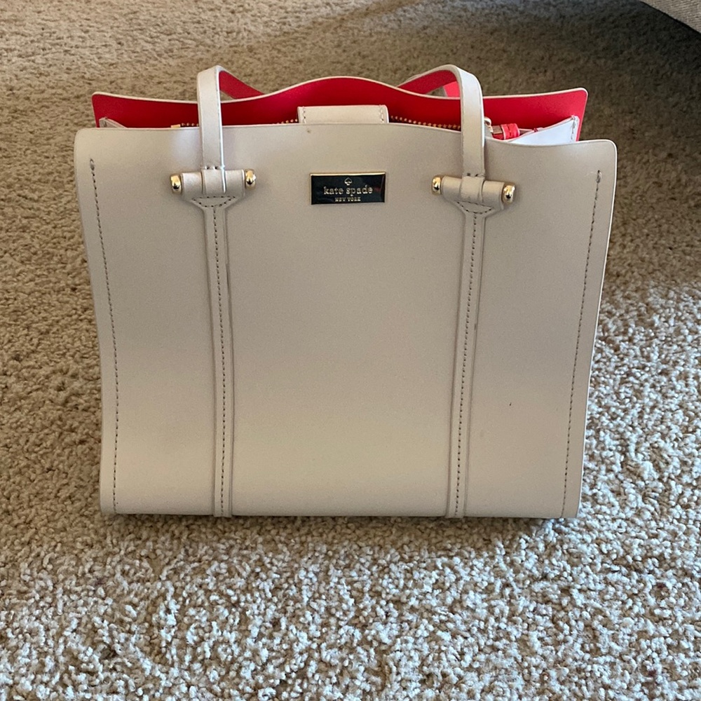 KATE SPADE: shoulder/cross body purse